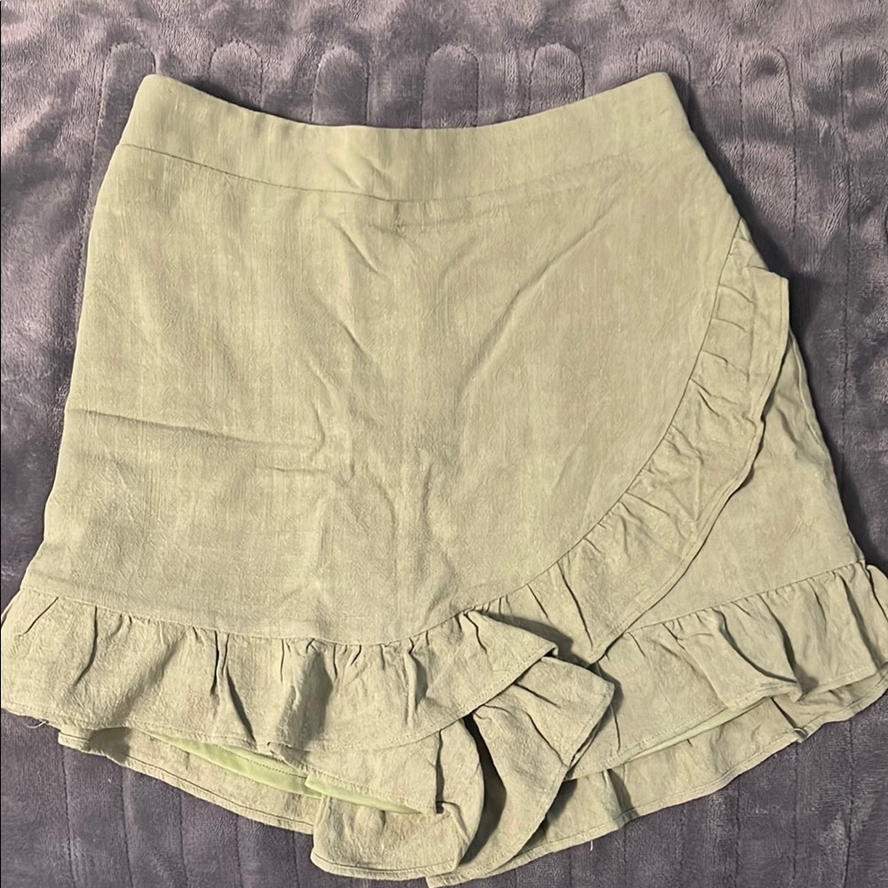 Ruffled Skort in Light Green